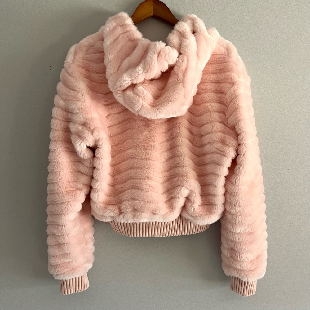 Y2K Pink Faux Fur Jacket - Picture 6 of 9
